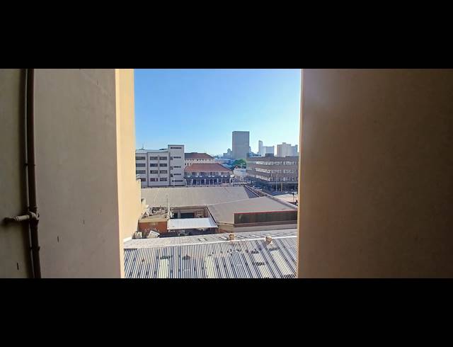 1 BEDROOM APARTMENT FOR SALE IN DURBAN CENTRAL